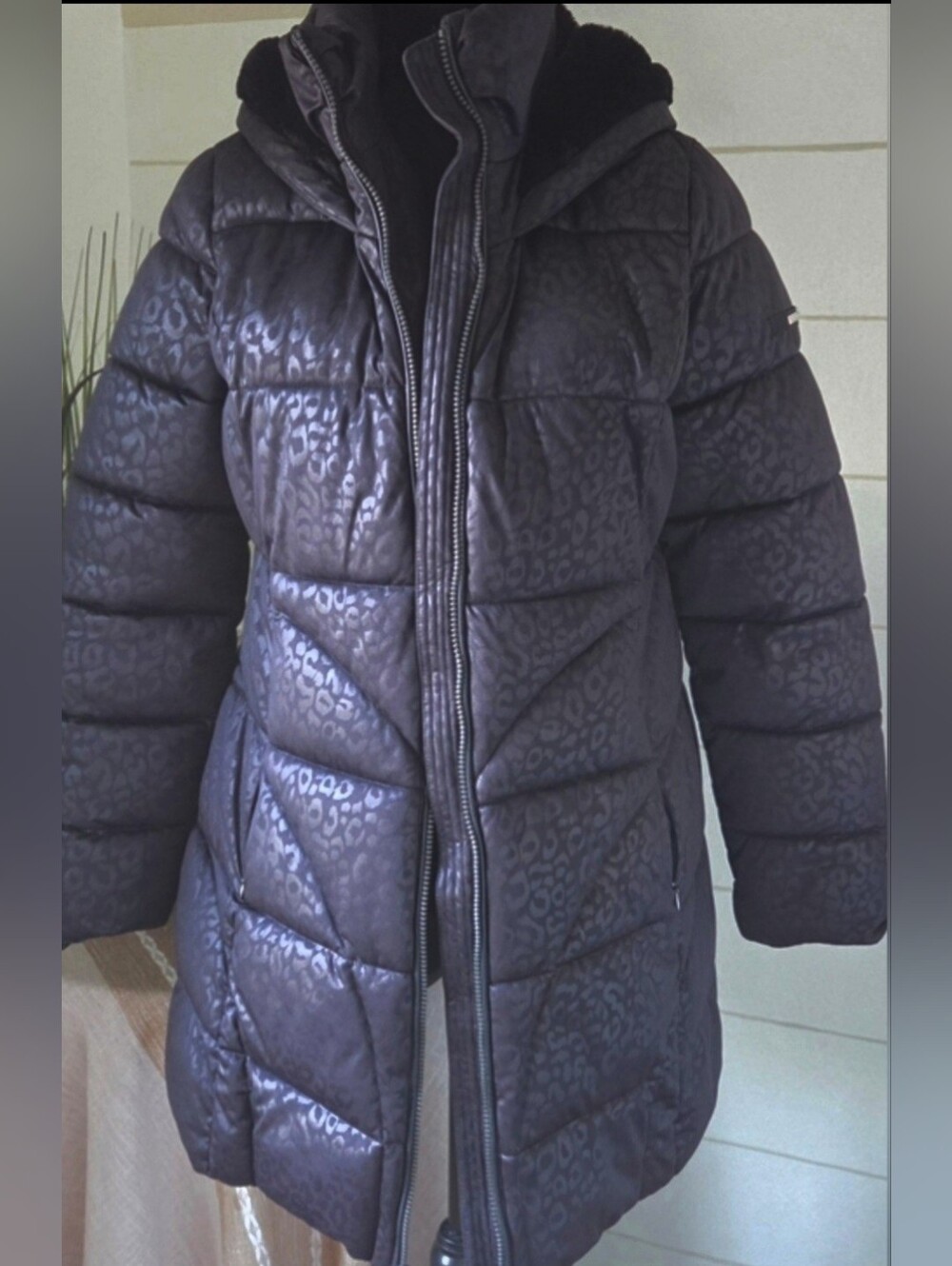 Via Spiga Tonal Black Leopard Puffer Hooded Faux Fur Luxe Winter Coat Jacket L
